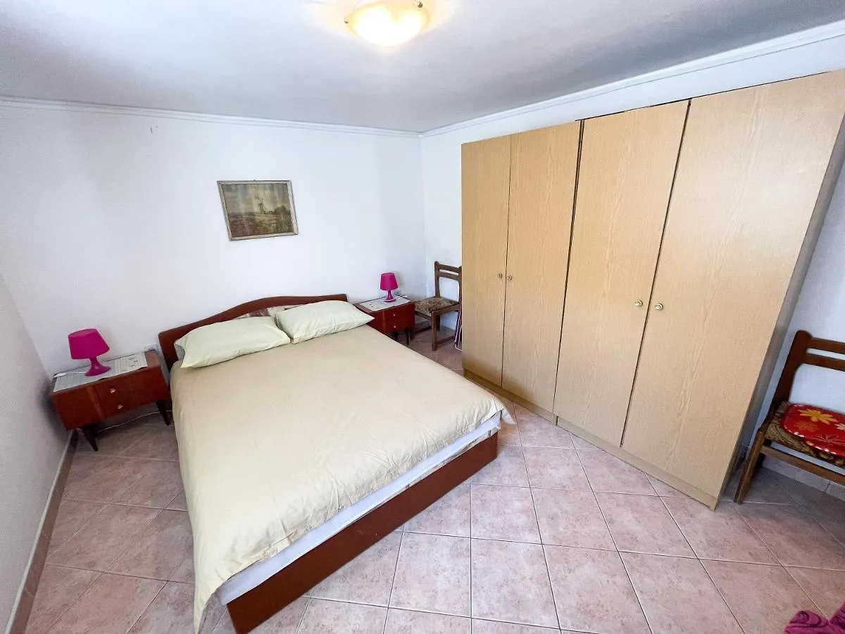 Apartment Apartmani Leonarda Jadranovo